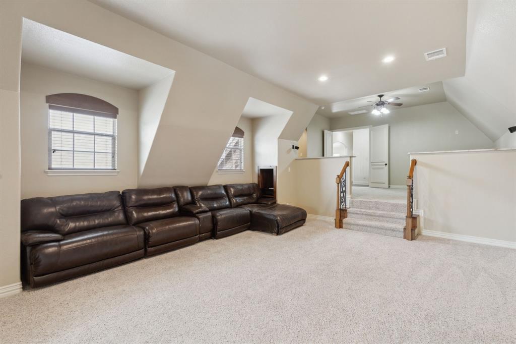 The Villas Of Hogans Glen - Residential