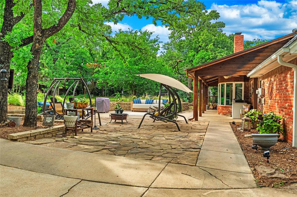9300 Indian Knoll Trail