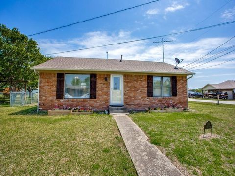 A home in Gunter