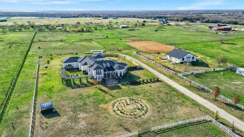 A home in Valley View