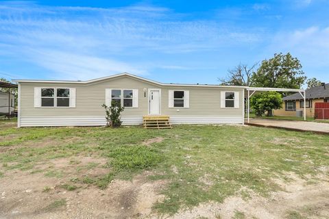 707 W 8th Street Coleman TX 76834