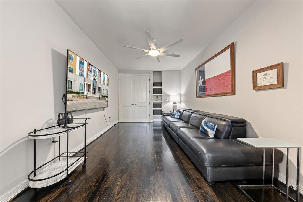 Sorrento Condo - Residential