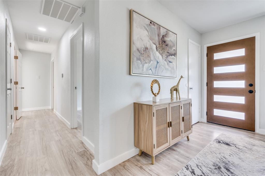 2605 Greenhurst Drive