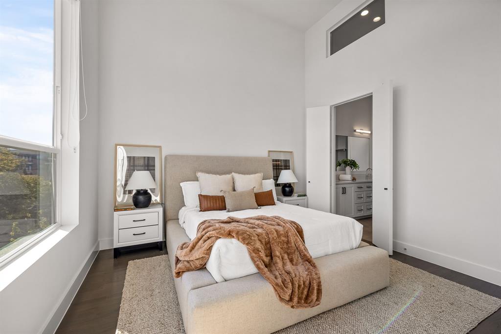 2317 Moser Condo - Residential Lease