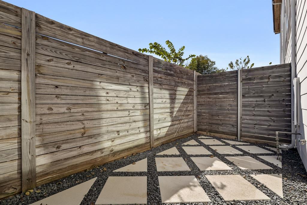 2317 Moser Condo - Residential Lease