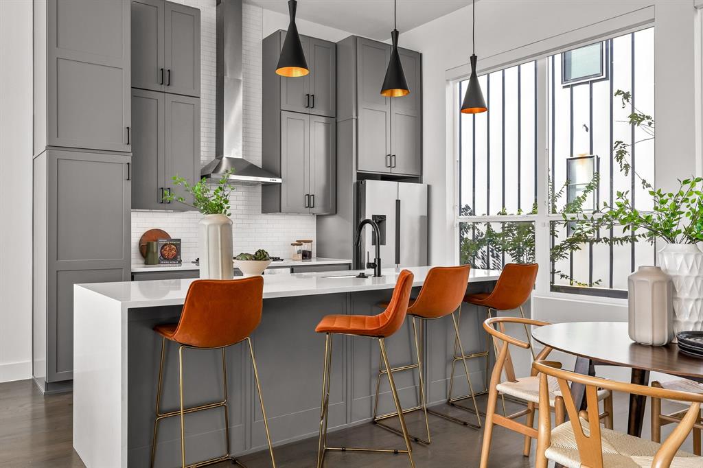 2317 Moser Condo - Residential Lease