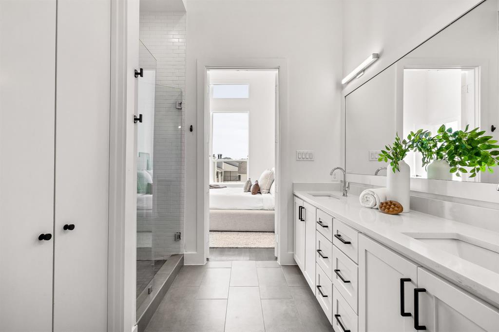 2317 Moser Condo - Residential Lease