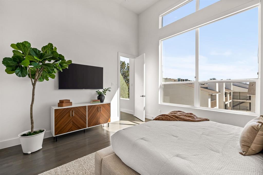 2317 Moser Condo - Residential Lease