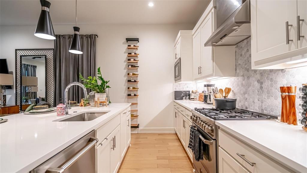 Main 7 Townhome Addition - Residential Lease