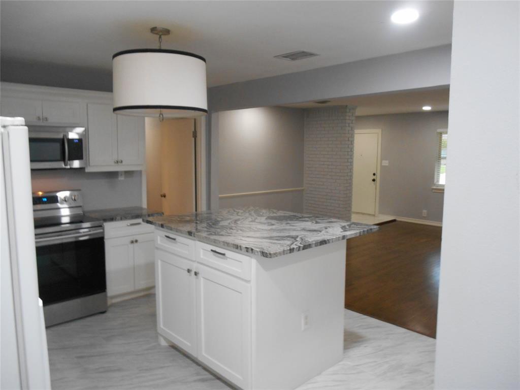 Richardson Heights Instl 01 - Residential