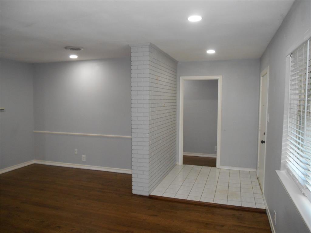 Richardson Heights Instl 01 - Residential