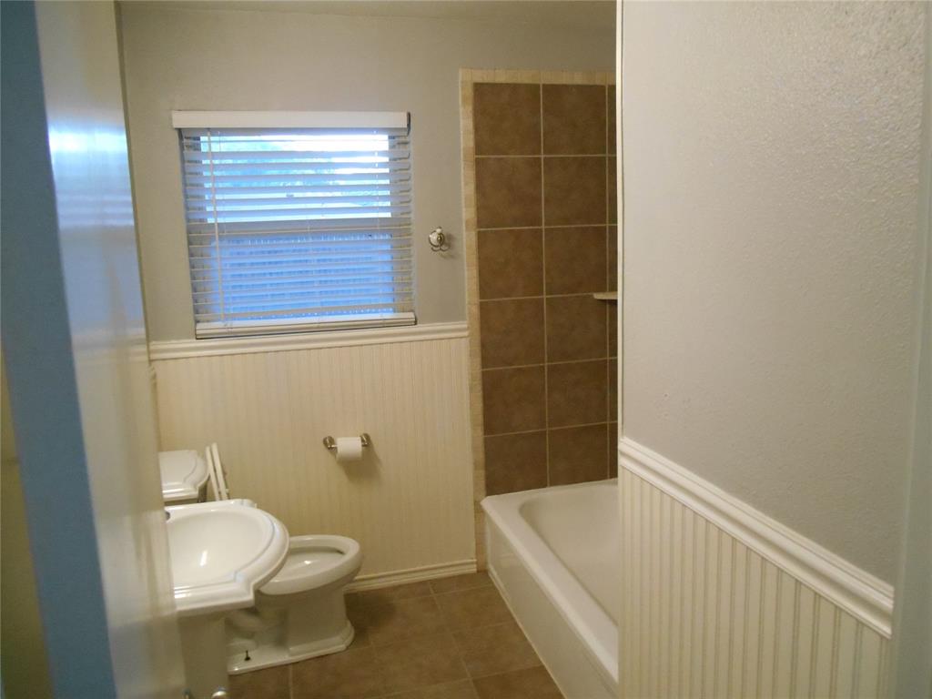 Richardson Heights Instl 01 - Residential