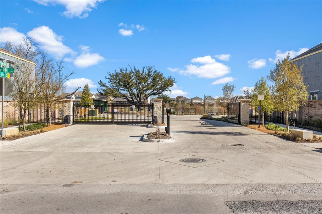 Sereno Oaks at Buckner Terrace - Residential Lease