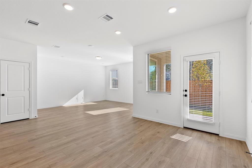 Sereno Oaks at Buckner Terrace - Residential Lease