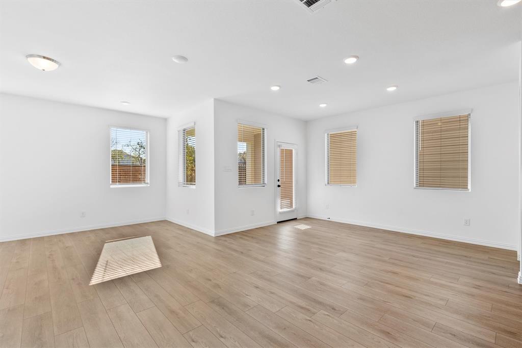 Sereno Oaks at Buckner Terrace - Residential Lease