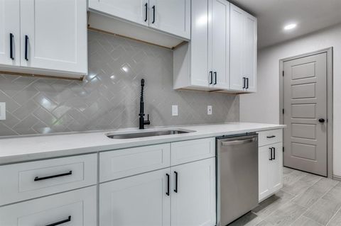 14 E Mountain Creek Drive 25 Grand Prairie TX 75052