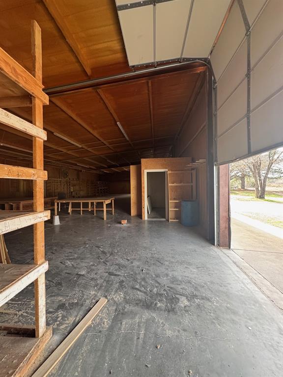 none - Commercial Lease