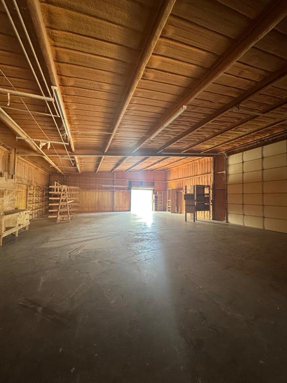 none - Commercial Lease