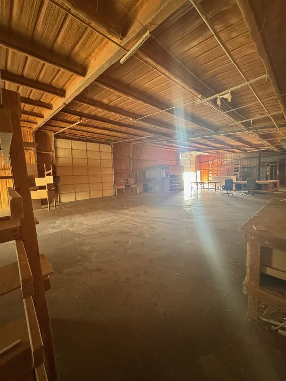 none - Commercial Lease