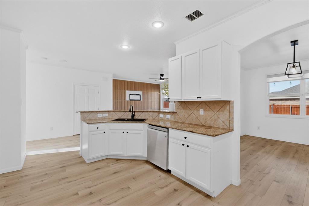 Waterfront Enchanted Bay Fwy - Residential