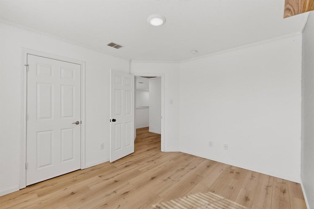 Waterfront Enchanted Bay Fwy - Residential