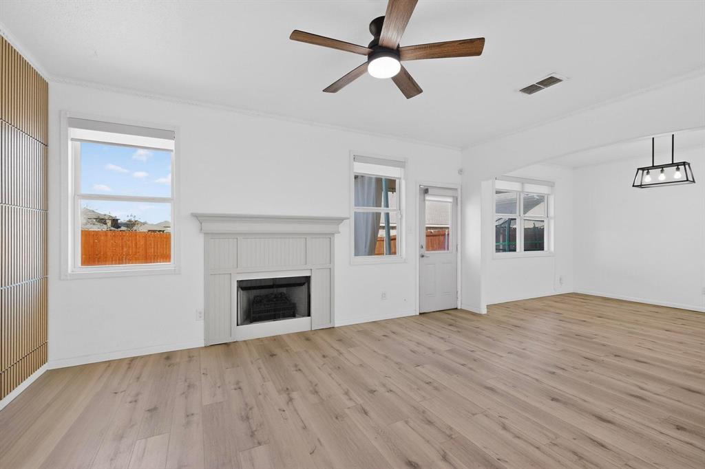 Waterfront Enchanted Bay Fwy - Residential