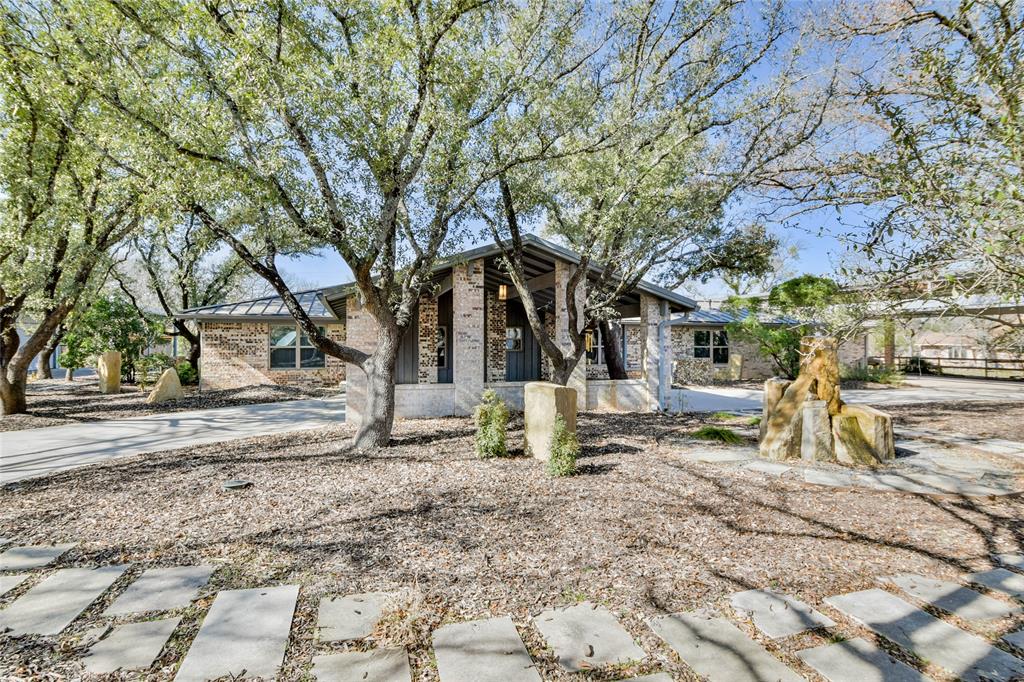 712 Squaw Creek Road