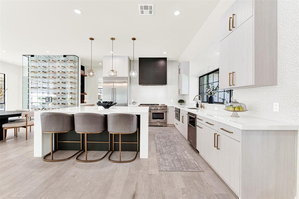 Willow Bend Lakes Ph Four - Residential