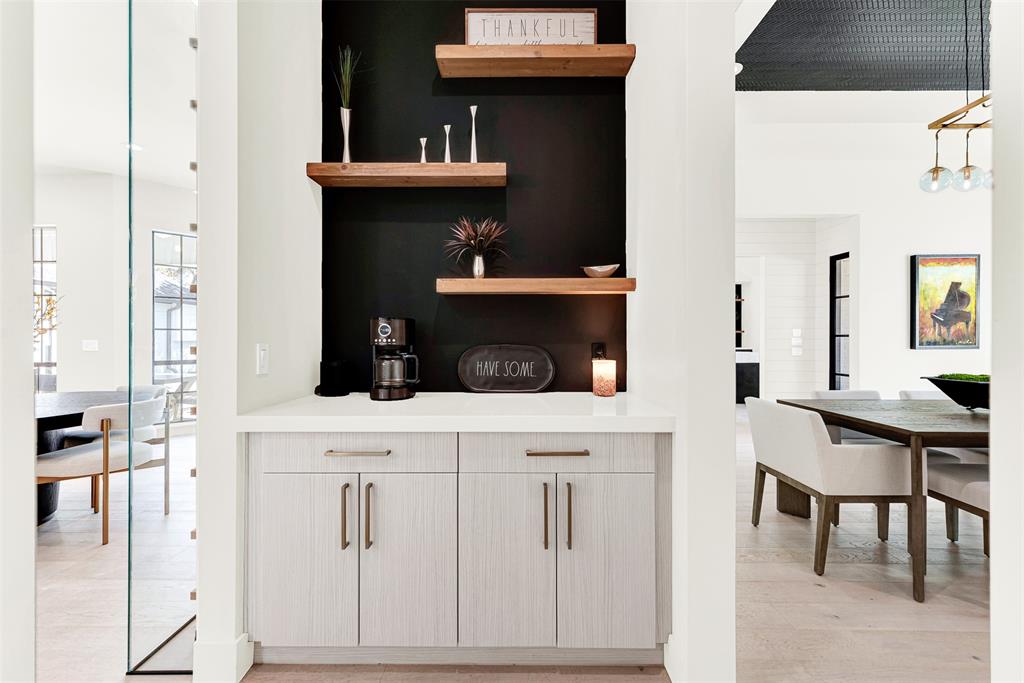 Willow Bend Lakes Ph Four - Residential