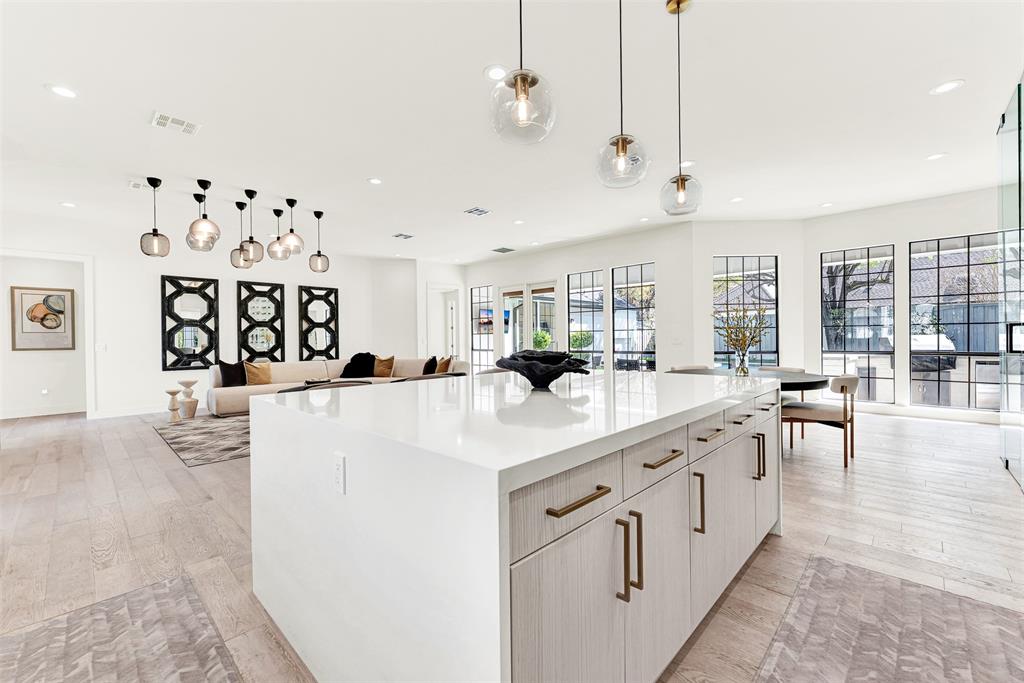 Willow Bend Lakes Ph Four - Residential