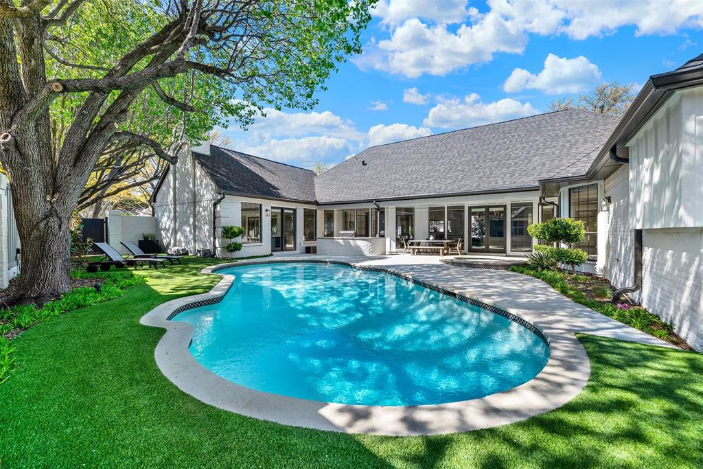 Willow Bend Lakes Ph Four - Residential