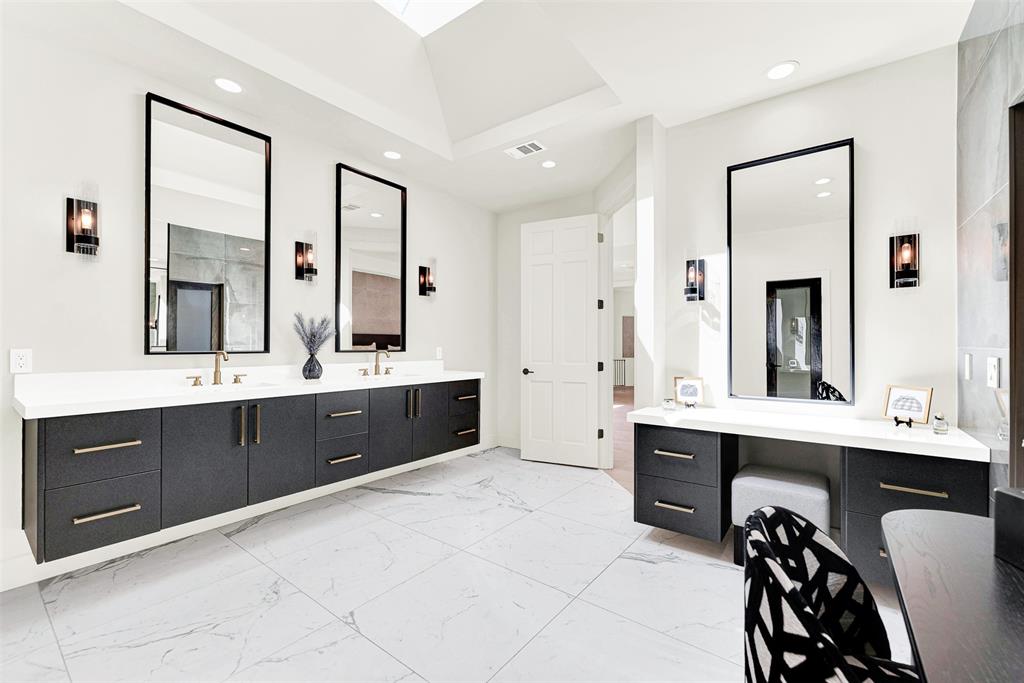 Willow Bend Lakes Ph Four - Residential