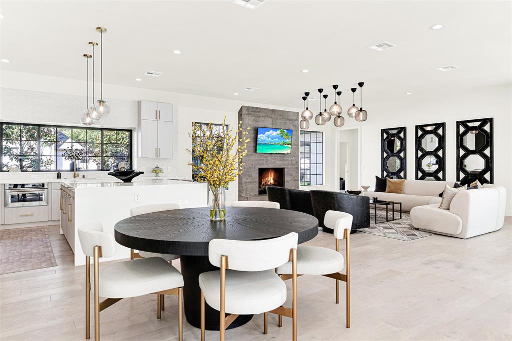 Willow Bend Lakes Ph Four - Residential