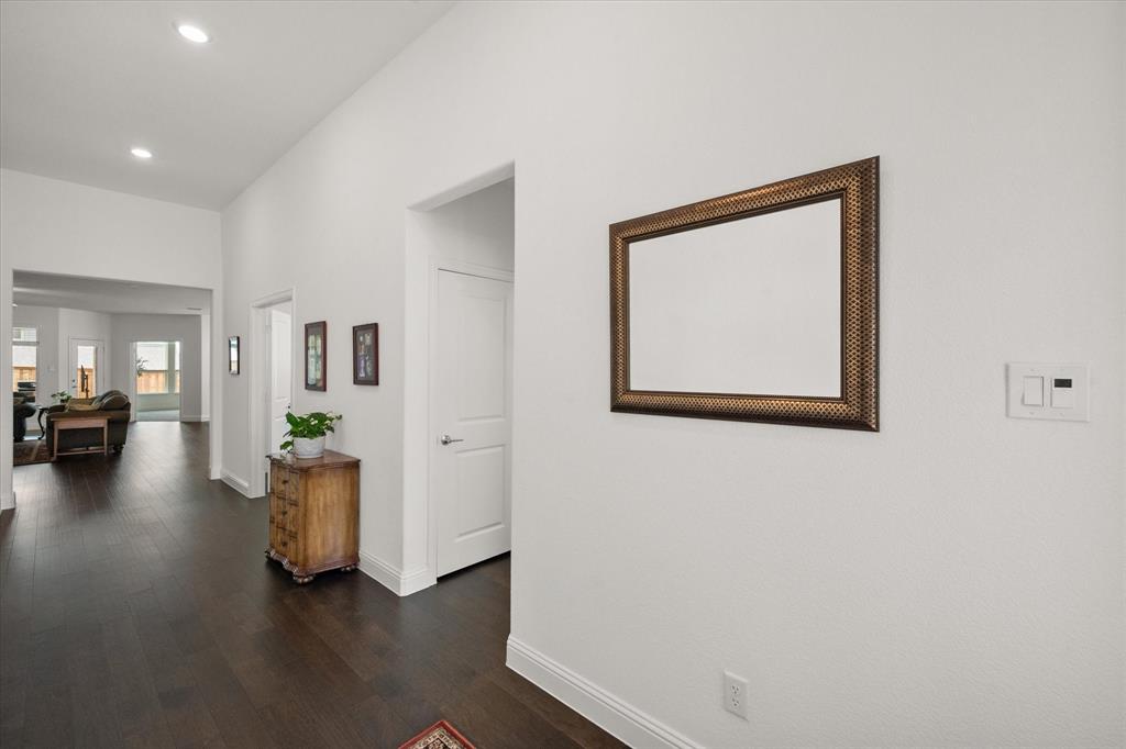1624 Thunderbird Drive