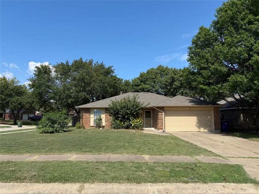 Open House Saturday, November 1st, from 10 AM to Noon. Rare find in Flower Mound for just $2,200 per month. Come see this 3-bedroom, 2-bath home on a spacious corner lot near DFW Airport, shopping, dining, and top-rated schools. Features tile and laminate flooring throughout, a cozy corner brick fireplace with a raised hearth, an eat-in kitchen with gas cooking and a sunny window seat, plus a large backyard with mature trees, patio, storage shed, and wood privacy fence—an incredible value for comfortable living and entertaining.