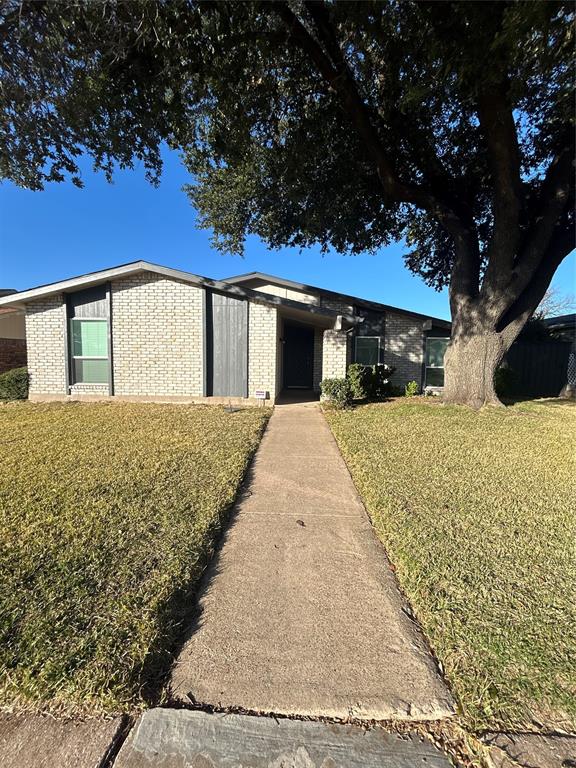 10305 Portrush Drive