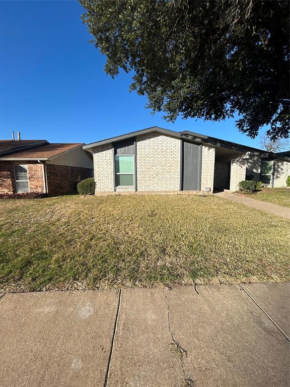 10305 Portrush Drive