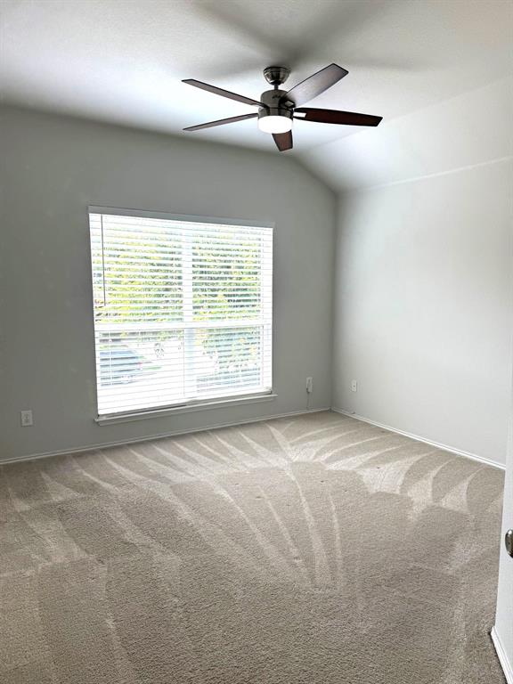 Meadow Oaks Ph II - Residential Lease