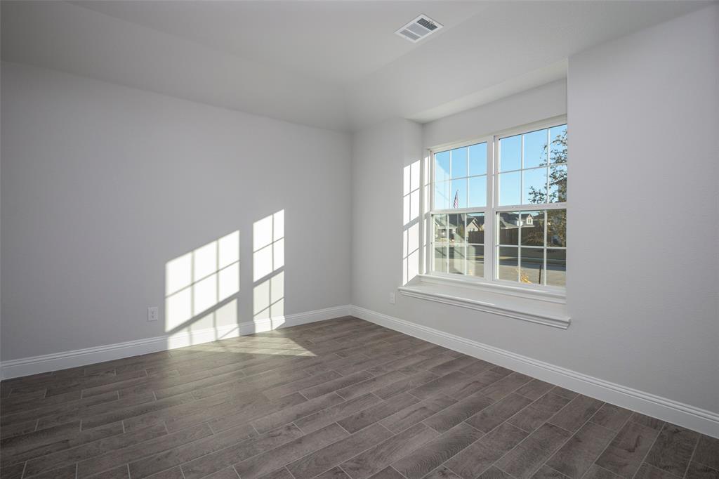 729 Rusty Spurs Place