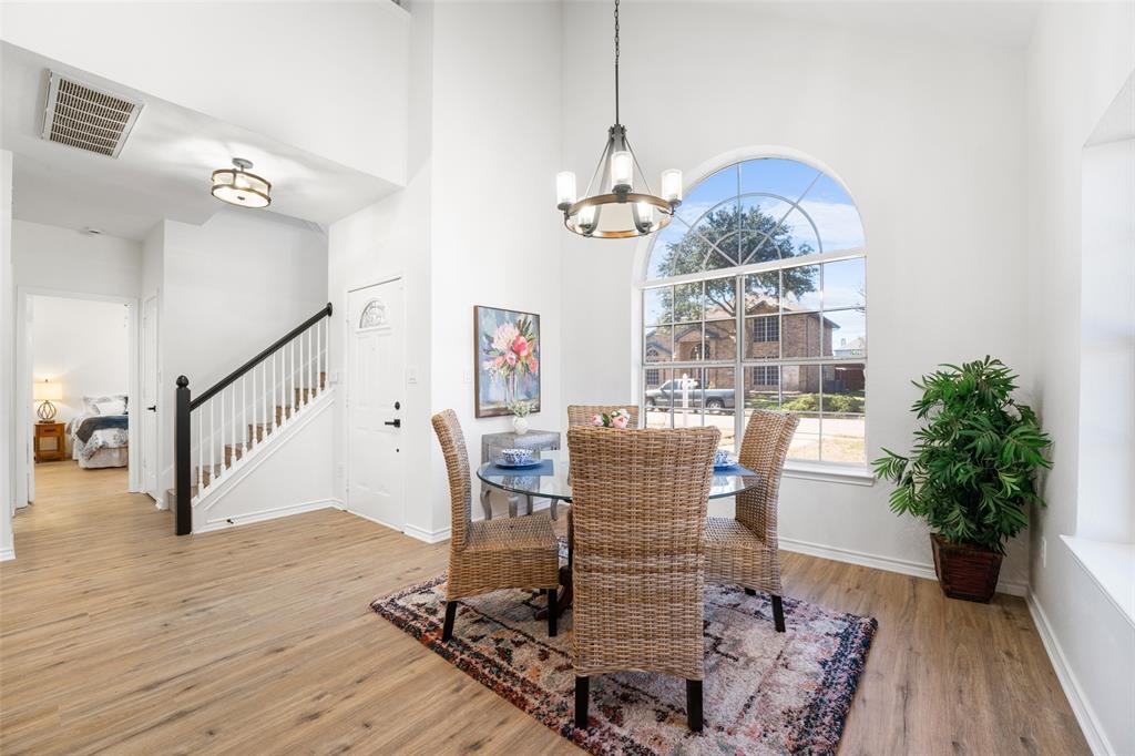 7022 Cottonwood Circle
