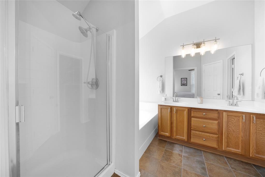 Corinthian Palisades Sec Two - Residential