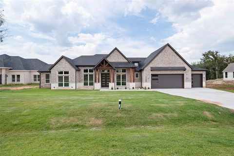 2300 Candlestick Drive Granbury TX 76049