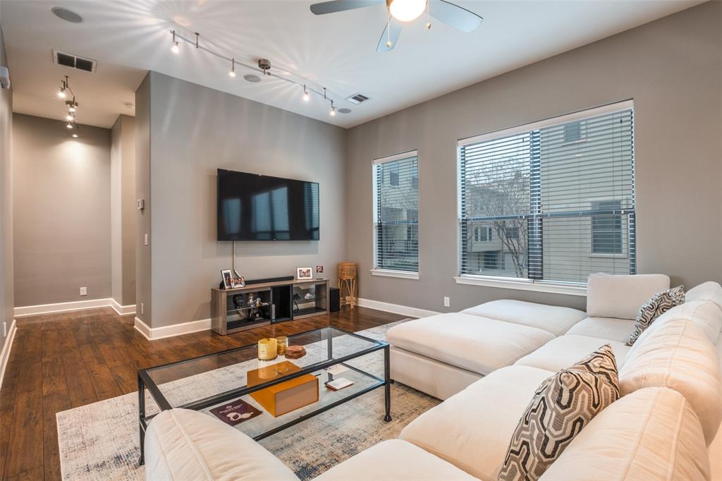 Cityscape Plaza Twnhms Bldg 2 - Residential