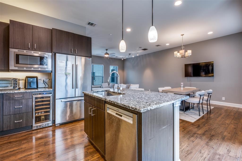 Cityscape Plaza Twnhms Bldg 2 - Residential