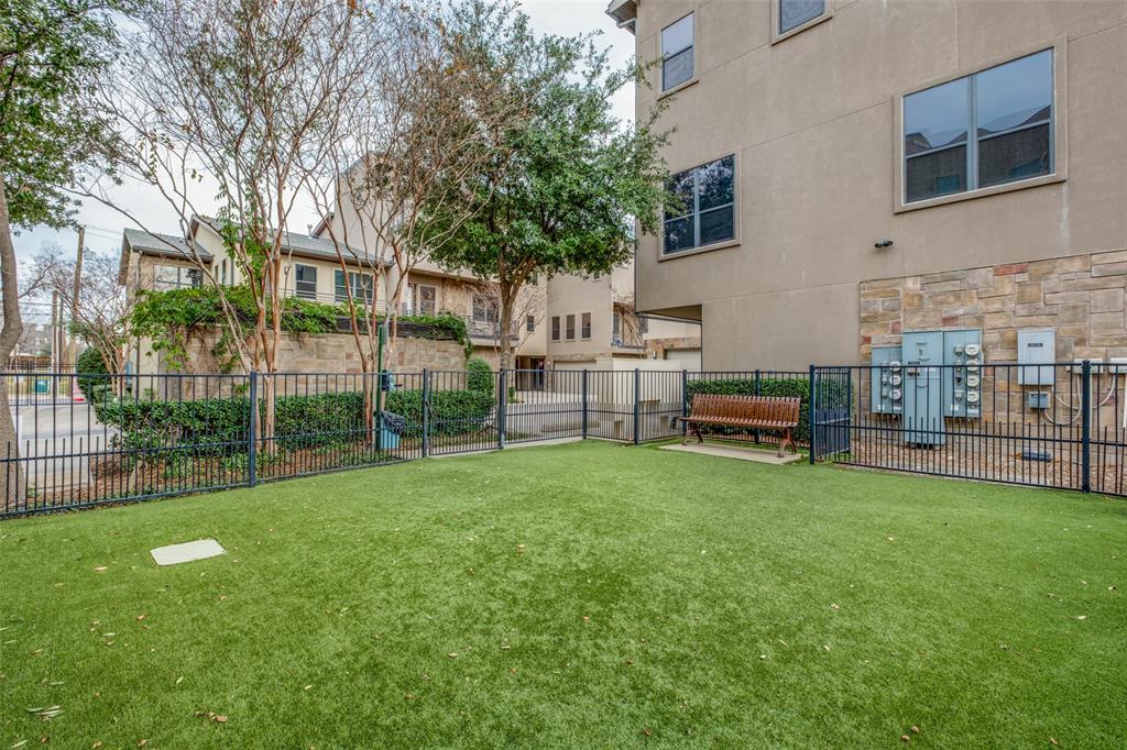 1717 Annex Avenue 202