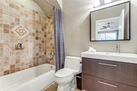 Tiny photo for 5038 Pershing Street, Dallas, TX 75206 (MLS # 21084497)