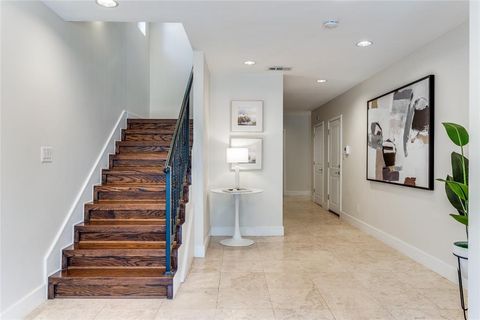 Tiny photo for 5038 Pershing Street, Dallas, TX 75206 (MLS # 21084497)