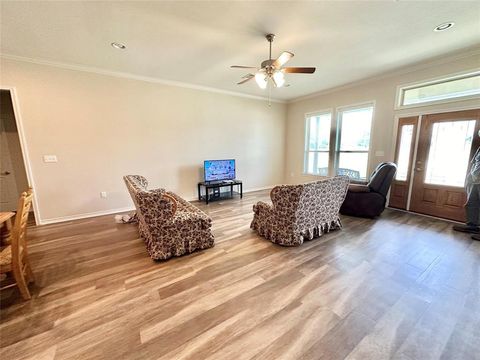 Tiny photo for 318 E 4th Street, Lindsay, TX 76250 (MLS # 21201347)