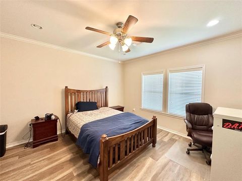 Tiny photo for 318 E 4th Street, Lindsay, TX 76250 (MLS # 21201347)