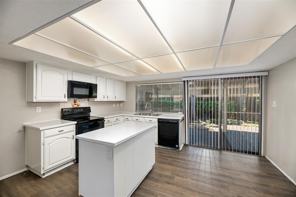 PRESTON RIDGE #02 REPLAT - Residential Lease